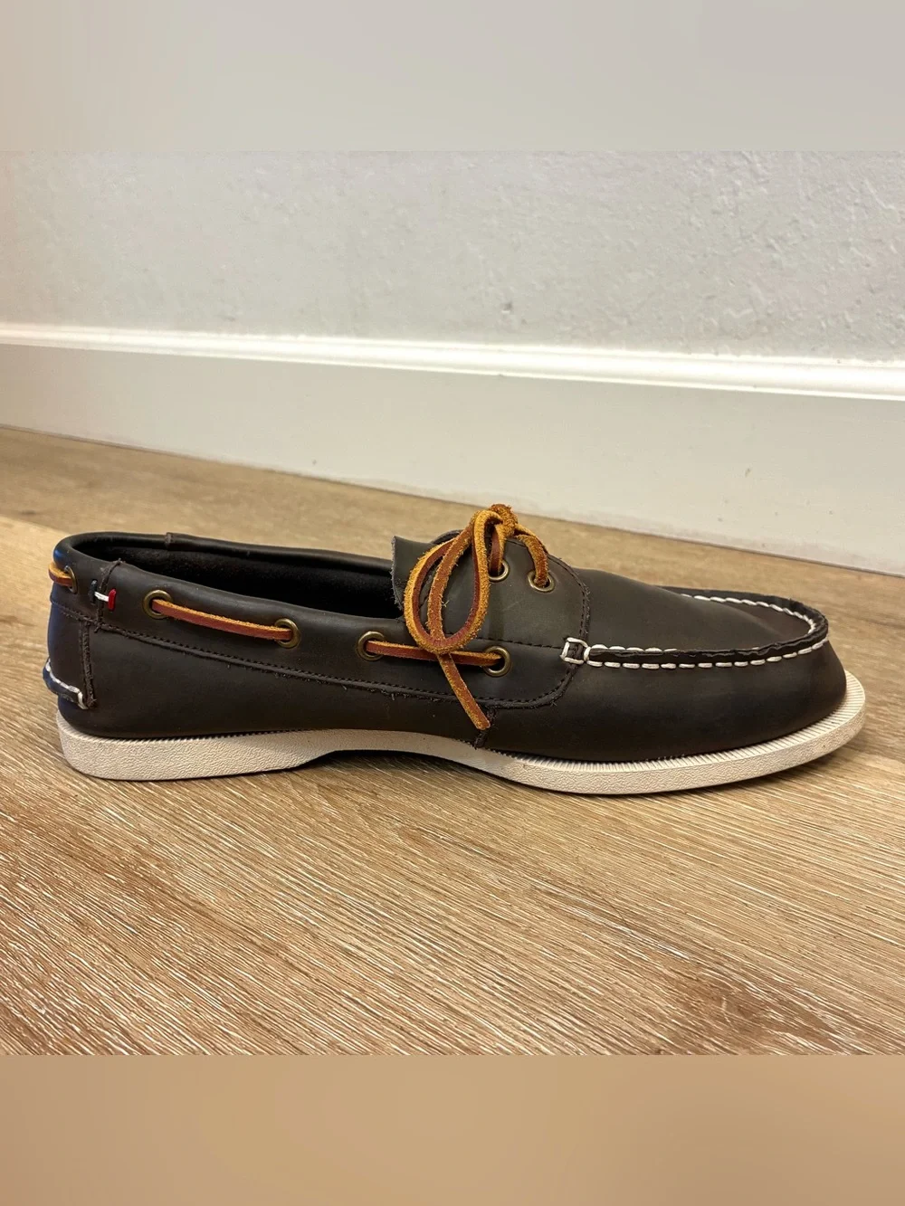 Tommy Hilfiger Leather Boat Shoes Dark Brown Men’s Size US 9 EU 42